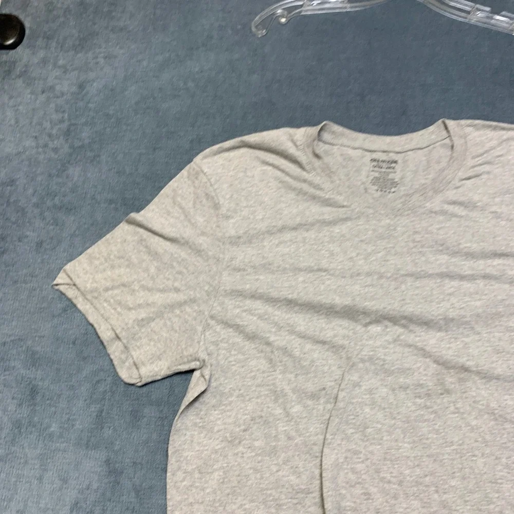 True Religion T Shirt Mens XL Heather Gray V-Neck Short Sleeve Classic Pullover